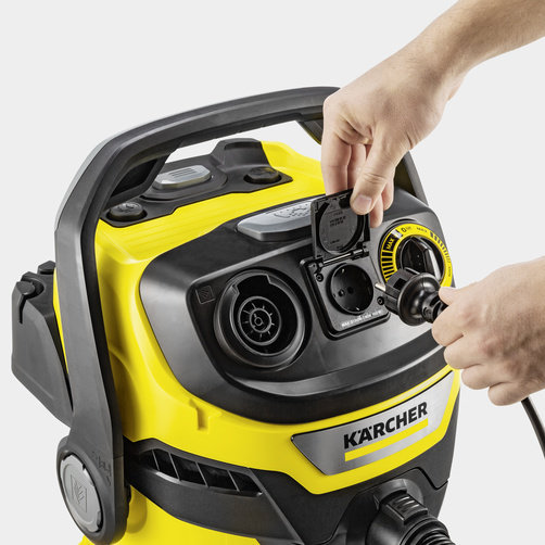 Хозяйственный пылесос Karcher WD 6 P V-25/8/22/T - <h3>Штепсельная розетка с автоматикой включения / отключения для работы с электроинструментами</h3>
Немедленный сбор пыли и стружки, образующихся при строгании, пилении или шлифовании. Пылесос автоматически включается и выключается синхронно с электроинструментом.