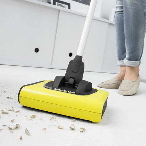 Электровеник Karcher KB 5 - <h3>Адаптивная технология уборки</h3>
<p>
	 Удаляет мусор со всех напольных покрытий. Инновационная подвижная кромка для оптимального подметания.
</p>