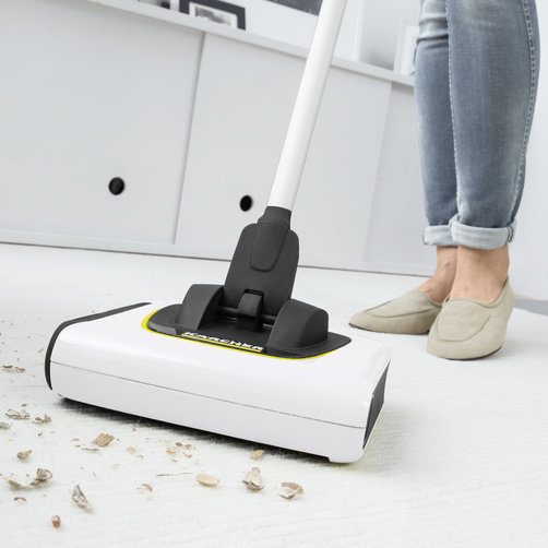 Электровеник Karcher KB 5 Premium - <h3>Адаптивная технология уборки</h3>
<p>
	 Удаляет мусор со всех напольных покрытий. Инновационная подвижная кромка для оптимального подметания.
</p>