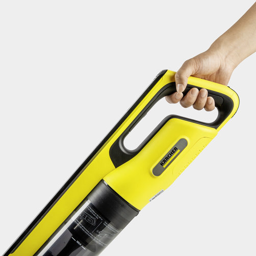 Вертикальный аккумуляторный пылесос Karcher VC 4s Cordless - <h3>Удобство выполнения работ</h3>
<p>
	 Узкий корпус и оптимальное распределение массы для уборки без переутомления. Запатентованная конструкция выключателя и двойной рукоятки для максимального удобства в работе. Насадка для пола с поворачивающимся на 180° шарниром для легкого маневрирования вокруг мебели.
</p>